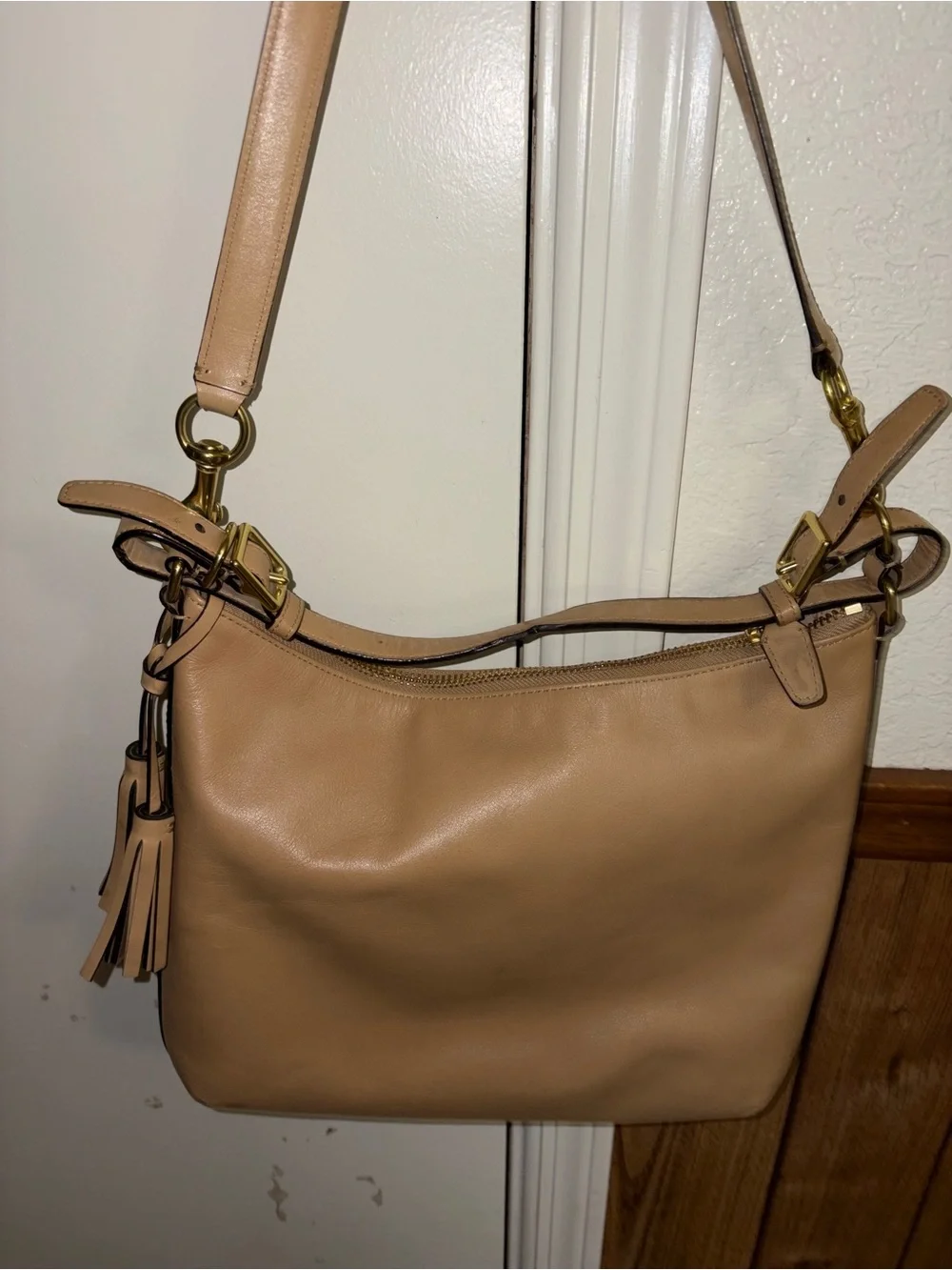 Coach Leather Shoulder Bag in Light Beige/Tan